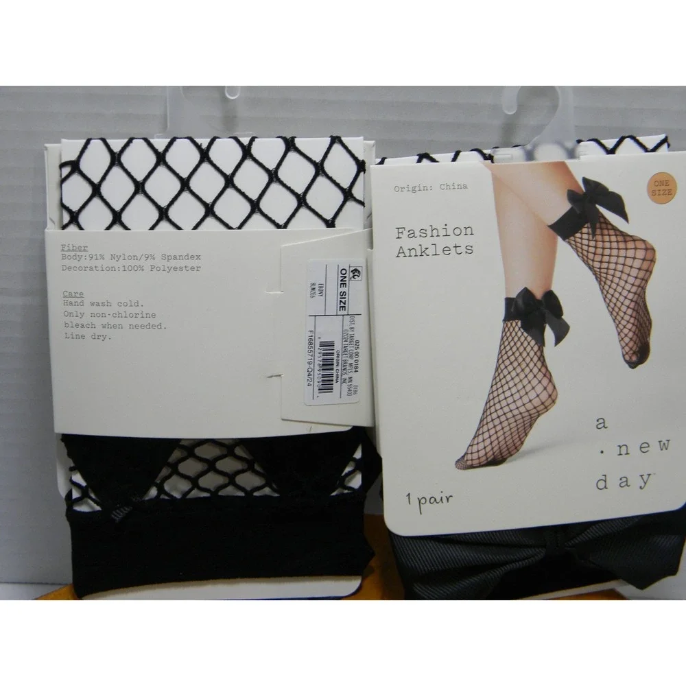 A New Day Women's Fishnet Ankle Socks Black Bow One Size NWT